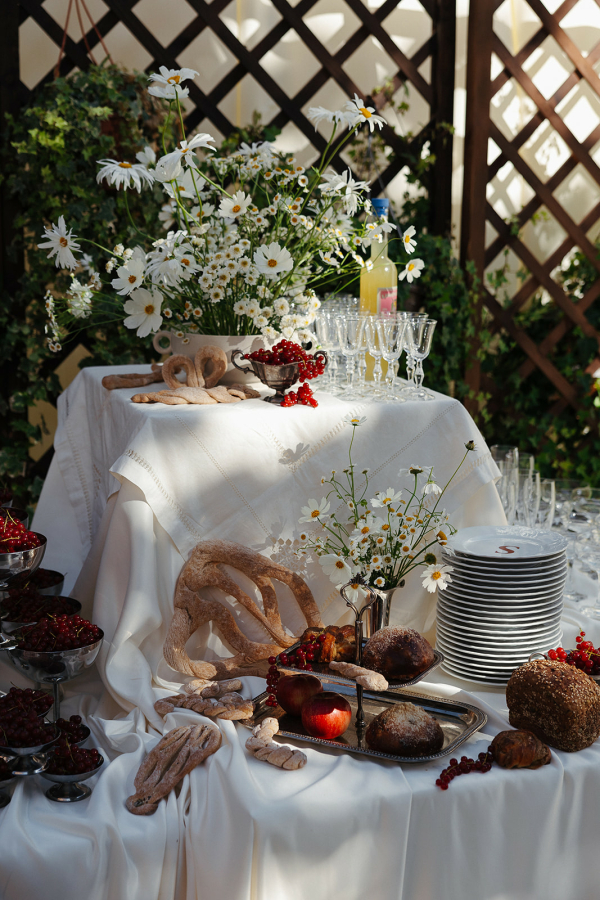 Backyard Party: атмосфера дачного званого ужина на