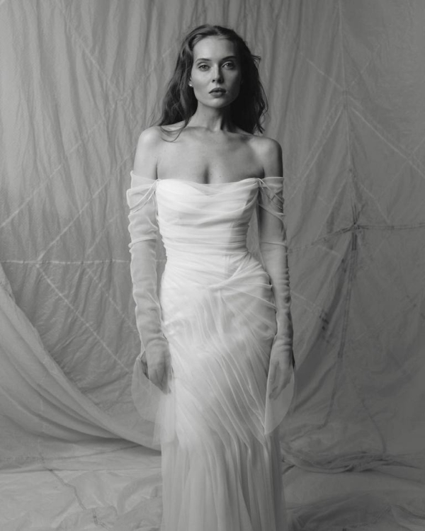 Каждый свадебный формат требует особого платья. Дизайнер