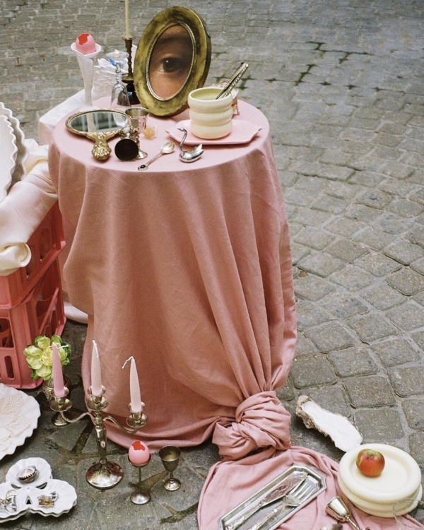 Можно ли сделать предложение на свадьбе?