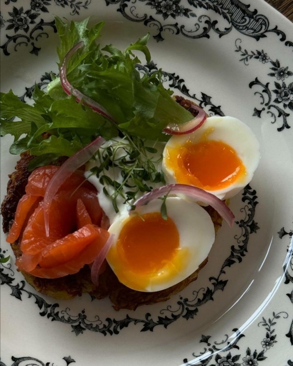 Начинаем день красиво. Где позавтракать в Петербурге?