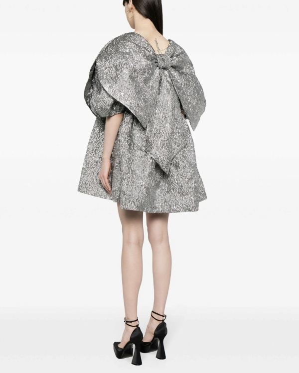 В чем встречать Новый год 2025? 