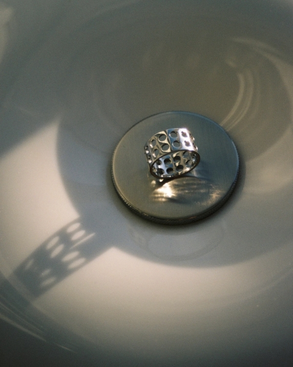 Стильные украшения и где они обитают. Рассказываем,