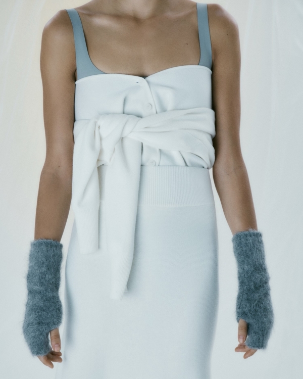 Пятьдесят оттенков серого: пополняем гардероб вещами цвета