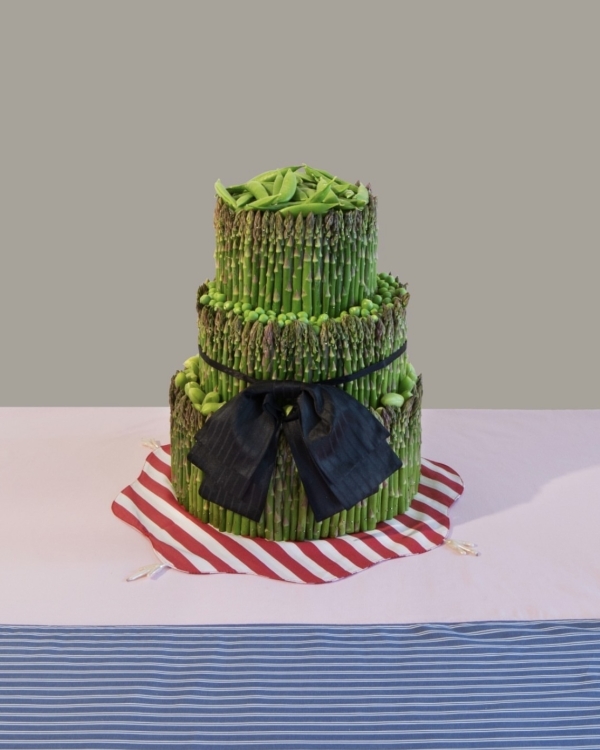 В каких цветах украшать дом на Новый