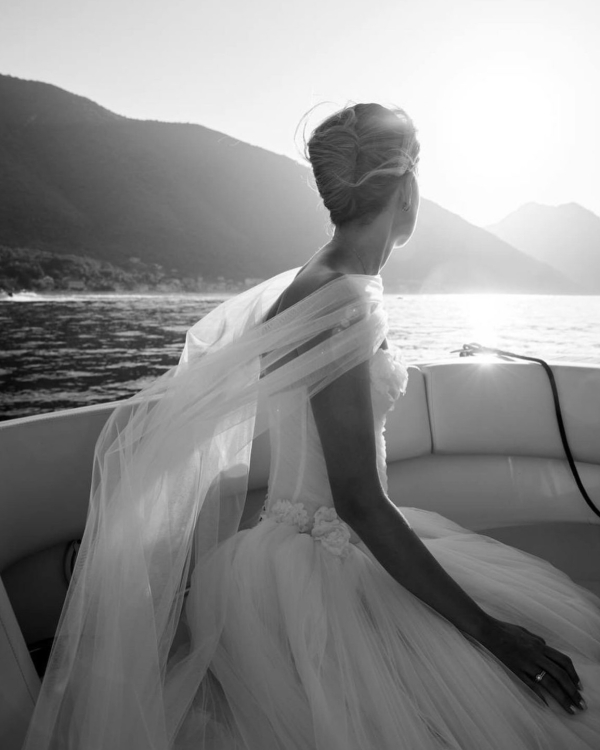 Каждый свадебный формат требует особого платья. Дизайнер