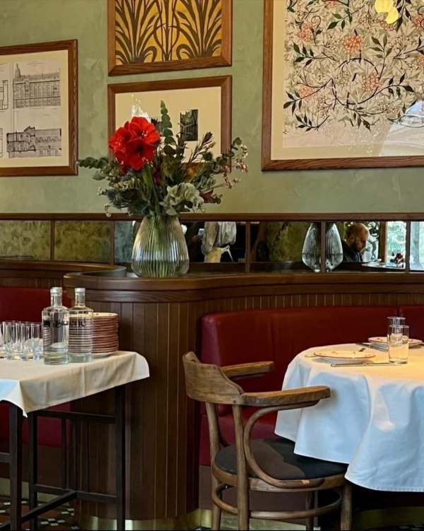 Начинаем день красиво. Где позавтракать в Петербурге?