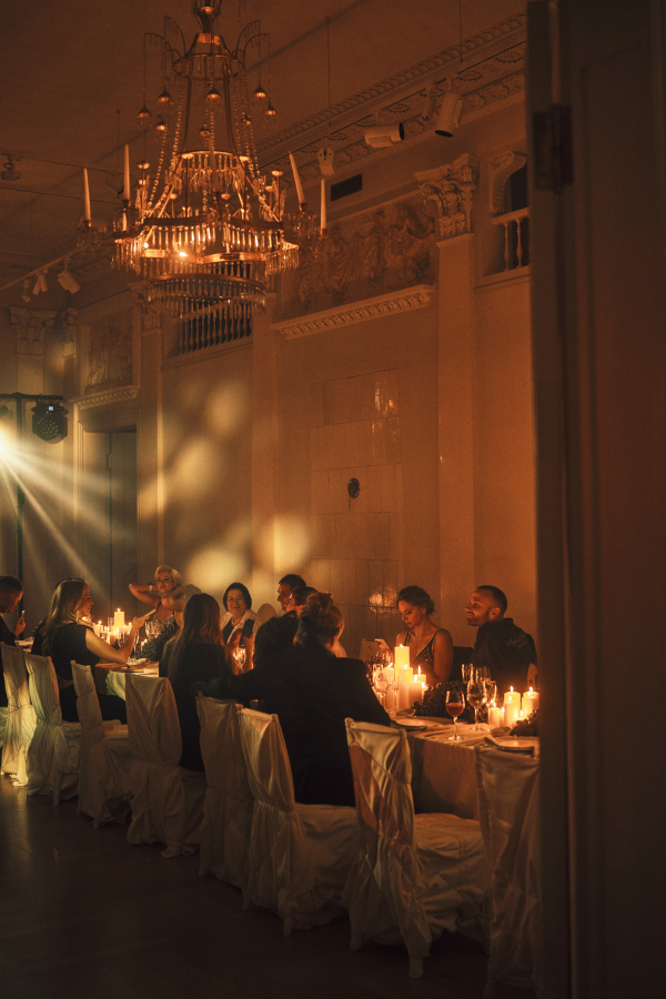 Атмосфера тайны и камерного шарма на дне