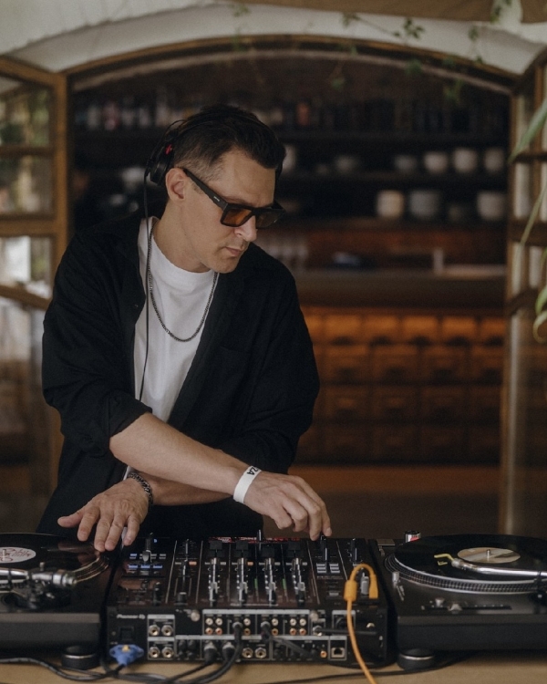 Видели ночь! Какого диджея пригласить на корпоратив?