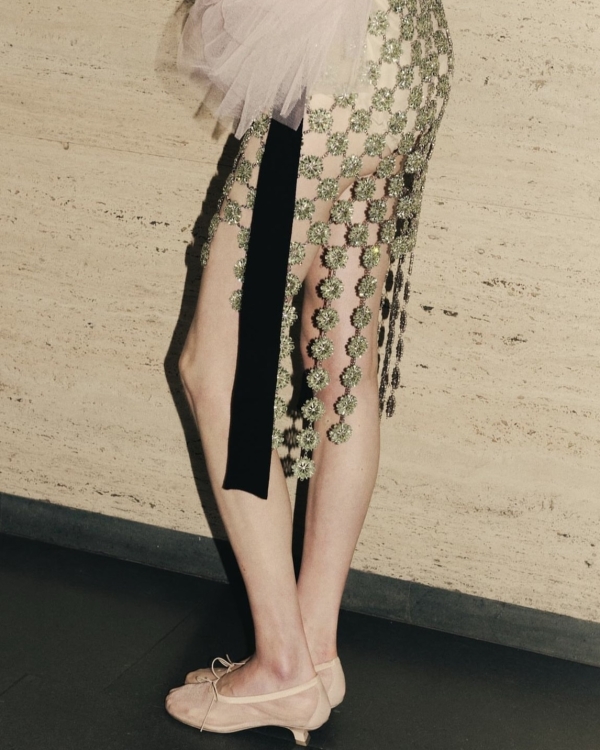 Можно ли приглашать гостей на свадьбу без