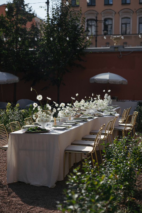 Backyard Party: атмосфера дачного званого ужина на