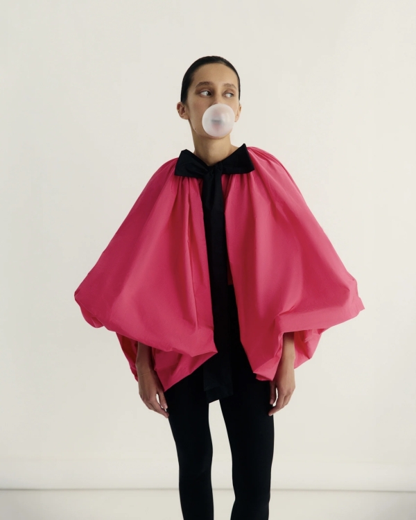 Хочется нового? Вот кейп — самая модная