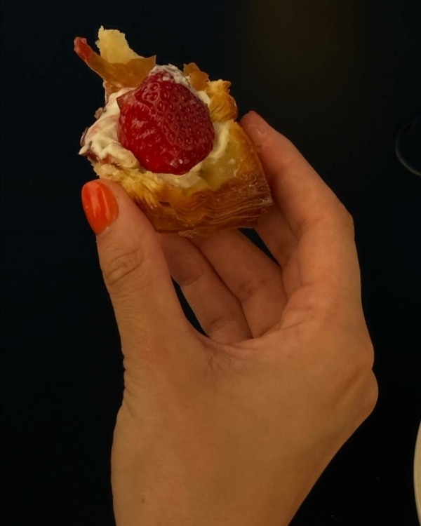 Начинаем день красиво. Где позавтракать в Петербурге?