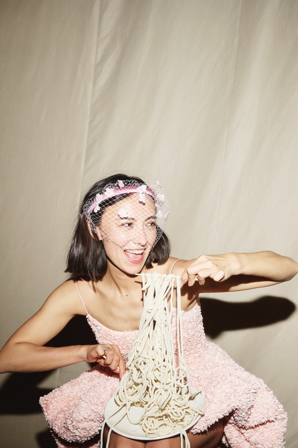 Интервью с невестой: о тайной росписи, миксе