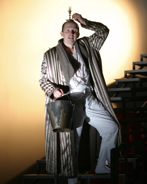 Коротаем вечер с ДиКаприо и Томом Хэнксом,