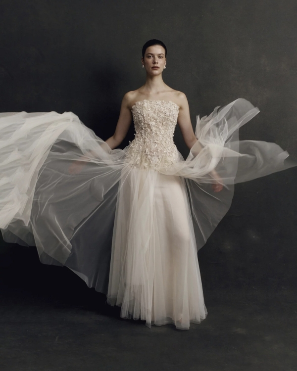 Это оно! Показываем актуальные модели пышного свадебного