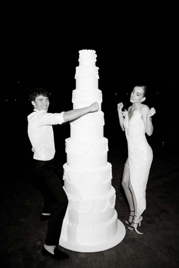 Любимые свадебные снимки сезона 2025 — от фотографов