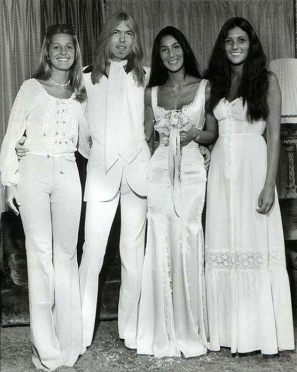 Самые короткие браки звезд: от 55 часов