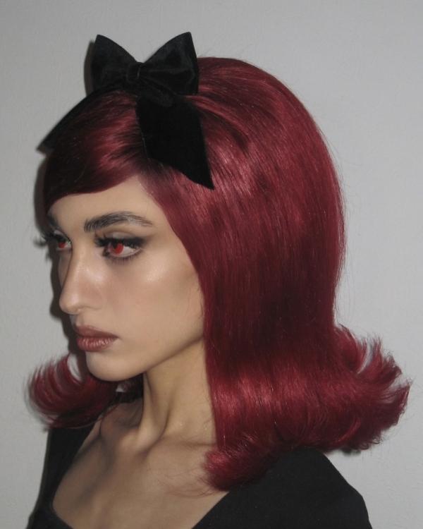 Страшно красивый макияж на Хэллоуин-2025