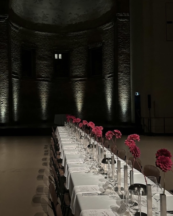 Космический показ Chanel в Гран-Пале и другие