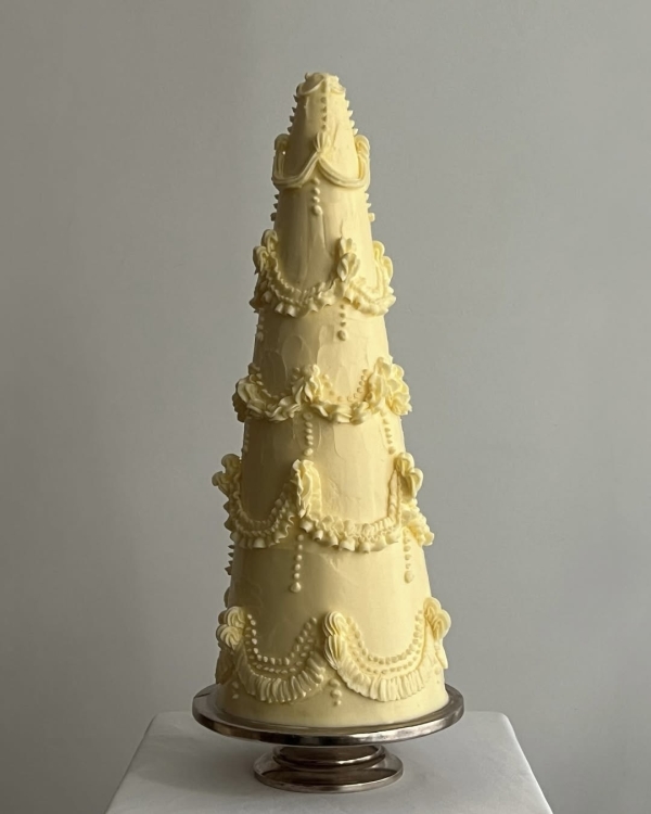 На хлеб намажешь. Как оформить масло в