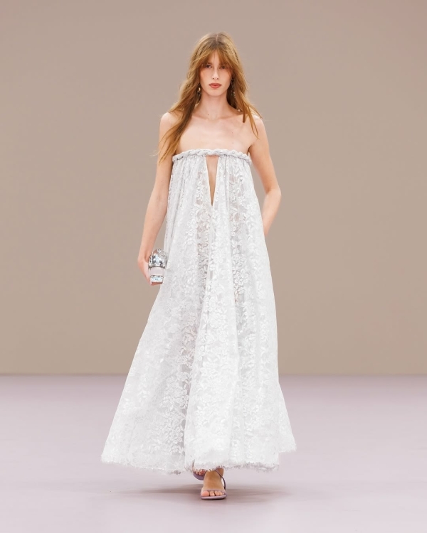 Невеста Chanel, Balenciaga, Dior. Какими свадебными образами