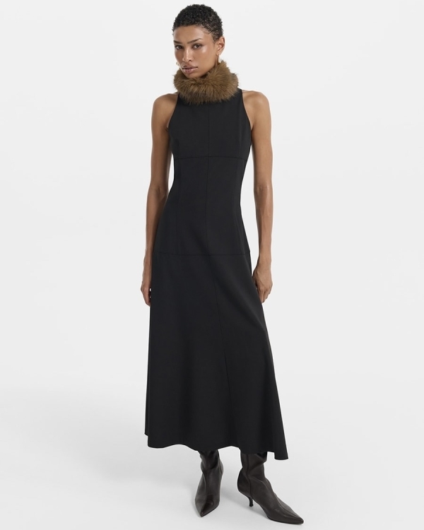 Мех — самый модный материал этой осени.