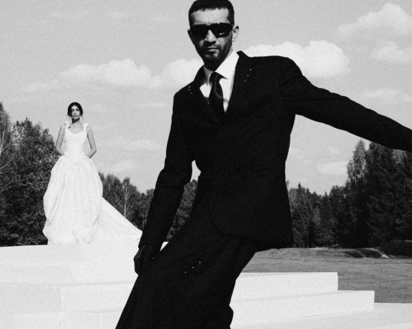 Любимые свадебные снимки сезона 2025 — от фотографов