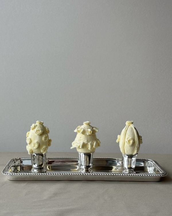 На хлеб намажешь. Как оформить масло в