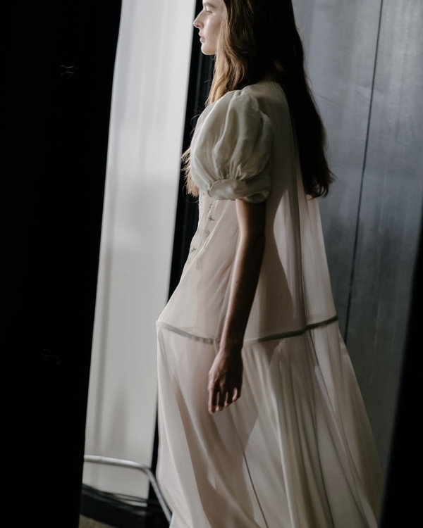 Невеста Chanel, Balenciaga, Dior. Какими свадебными образами