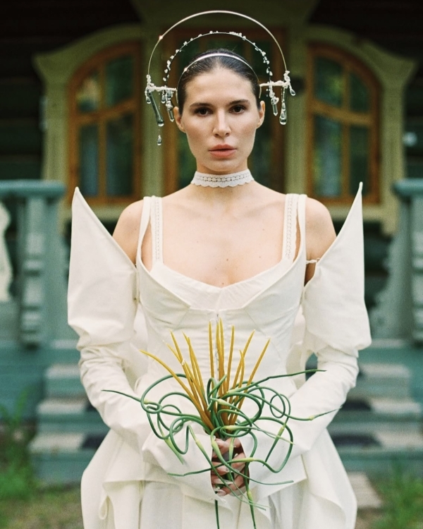 20 самых нестандартных образов невест сезона 2025