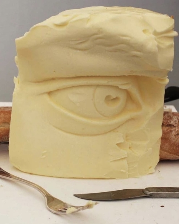 На хлеб намажешь. Как оформить масло в