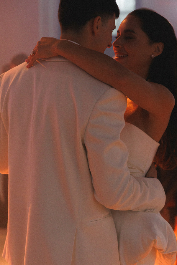 Свадьба между прошлым и будущим: как «Для