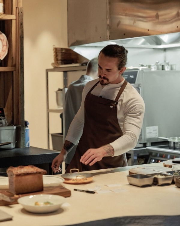 Премьера фильма «Эддингтон» в «Художественном» и другие