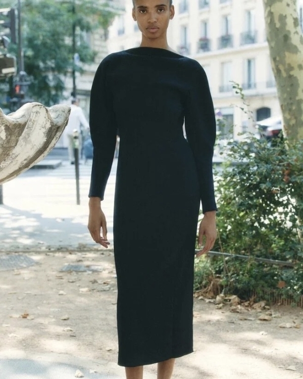 Вашу маму и там и тут показывают.