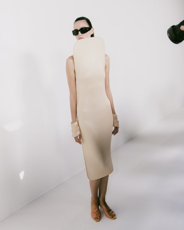 Невеста Chanel, Balenciaga, Dior. Какими свадебными образами