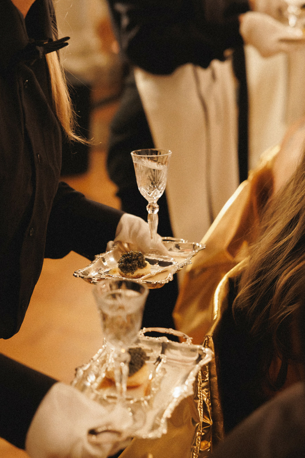 Свадьба между прошлым и будущим: как «Для