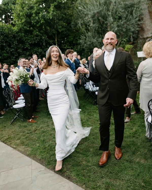 Старшая сестра Джиджи и Беллы Хадид вышла