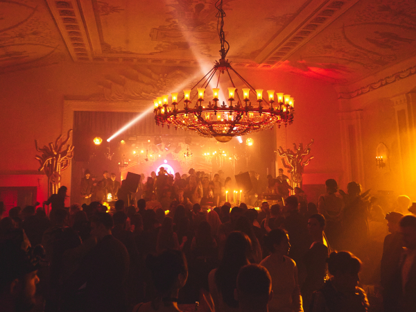 Площадки ДК Кристалл