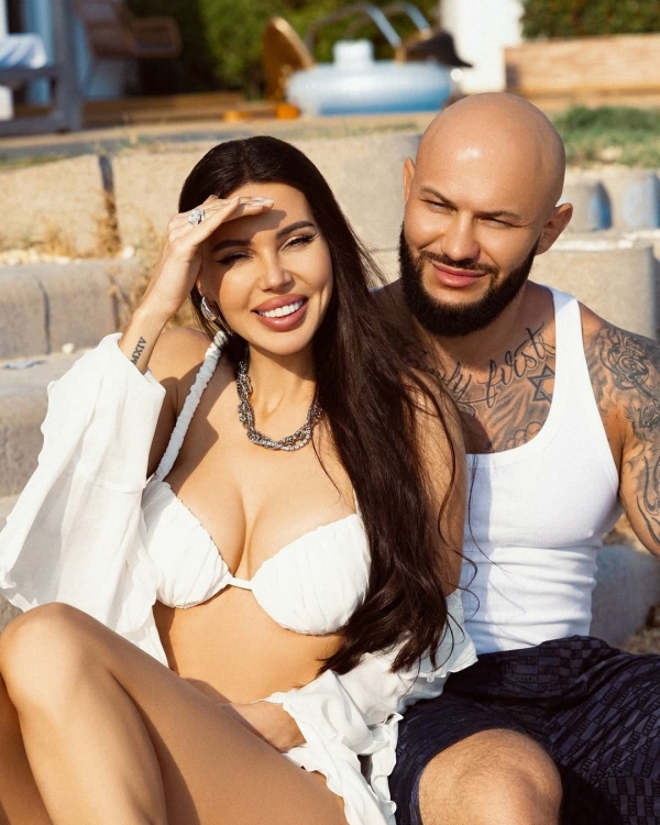 Развод или пиар? Почему история Оксаны Самойловой