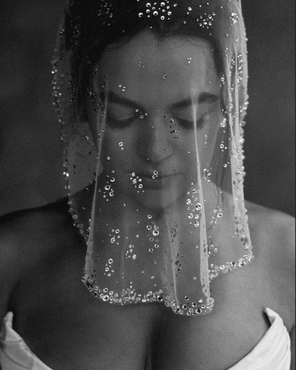 20 самых нестандартных образов невест сезона 2025