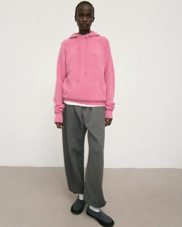 Нашли модные свитеры, джемперы, кардиганы и вообще