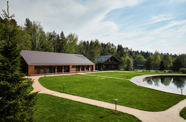 Площадки Skyriver Yacht & Country club