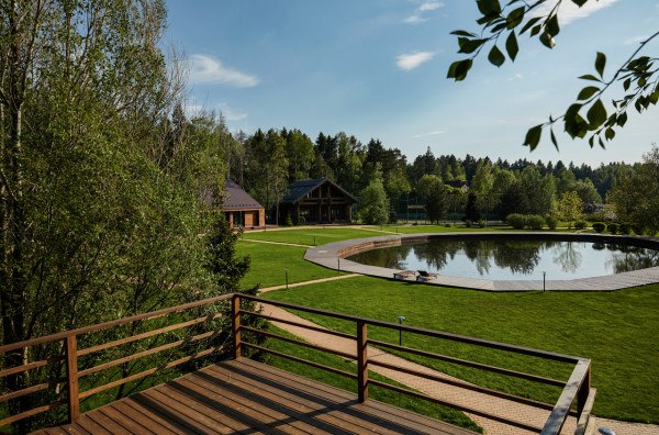 Площадки Skyriver Yacht & Country club