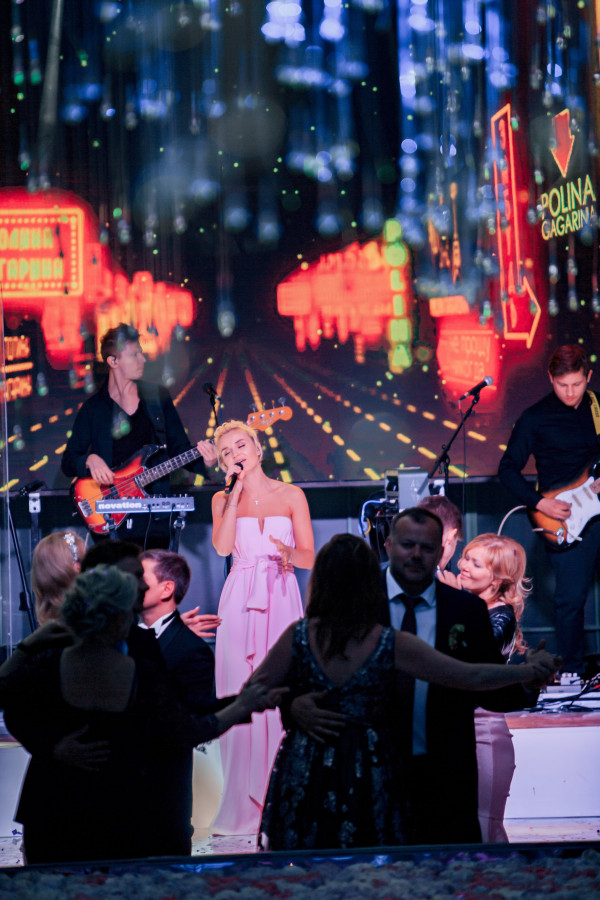 Сад из хрусталя: свадьба Виктории и Вячеслава