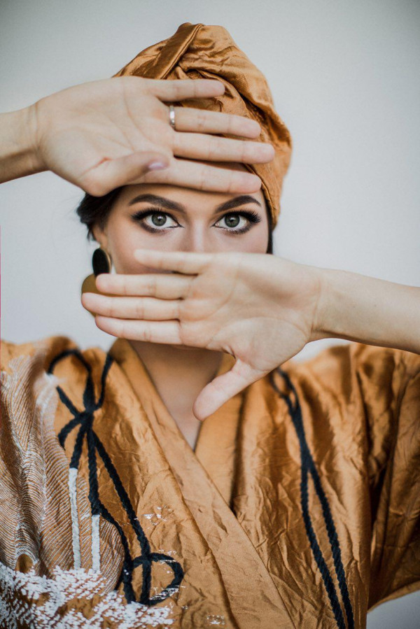 Pre-wedding shoot: теплое утро в родительском доме