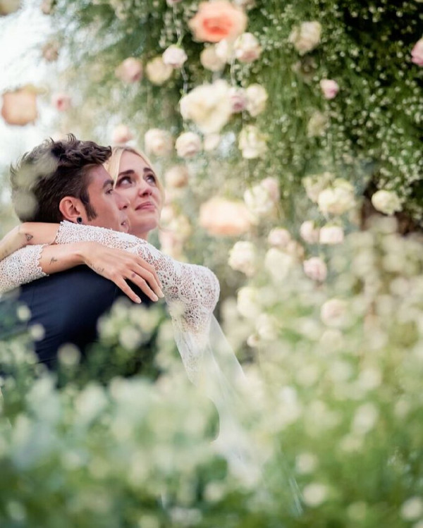 По мотивам королевского торжества: свадьба Кьяры Ферраньи