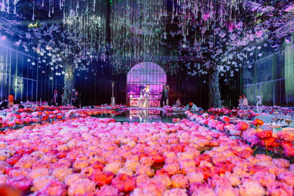 Сад из хрусталя: свадьба Виктории и Вячеслава