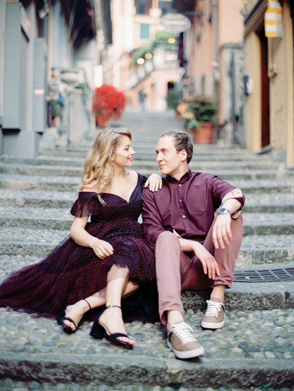 Солнечный Белладжо: прогулка Димы и Лизы