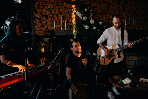 Замуж за лучшего друга: Ира и Костя