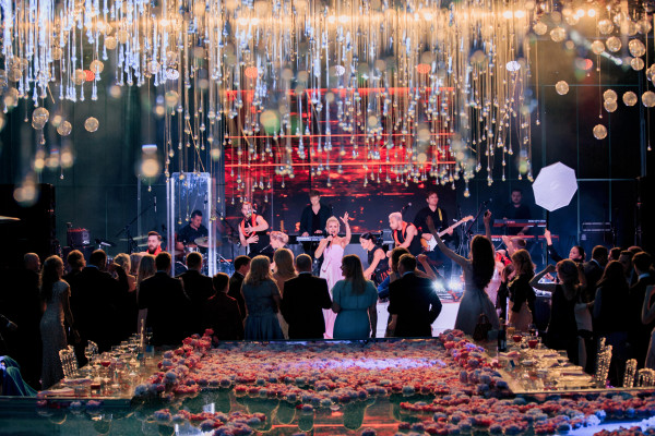 Сад из хрусталя: свадьба Виктории и Вячеслава